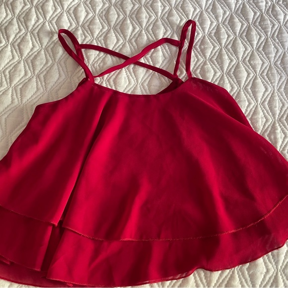 Women’s Clothing Bundle – Floral Tank, Red Camisole & Black Cardigan (3 Pieces) - Picture 4 of 9